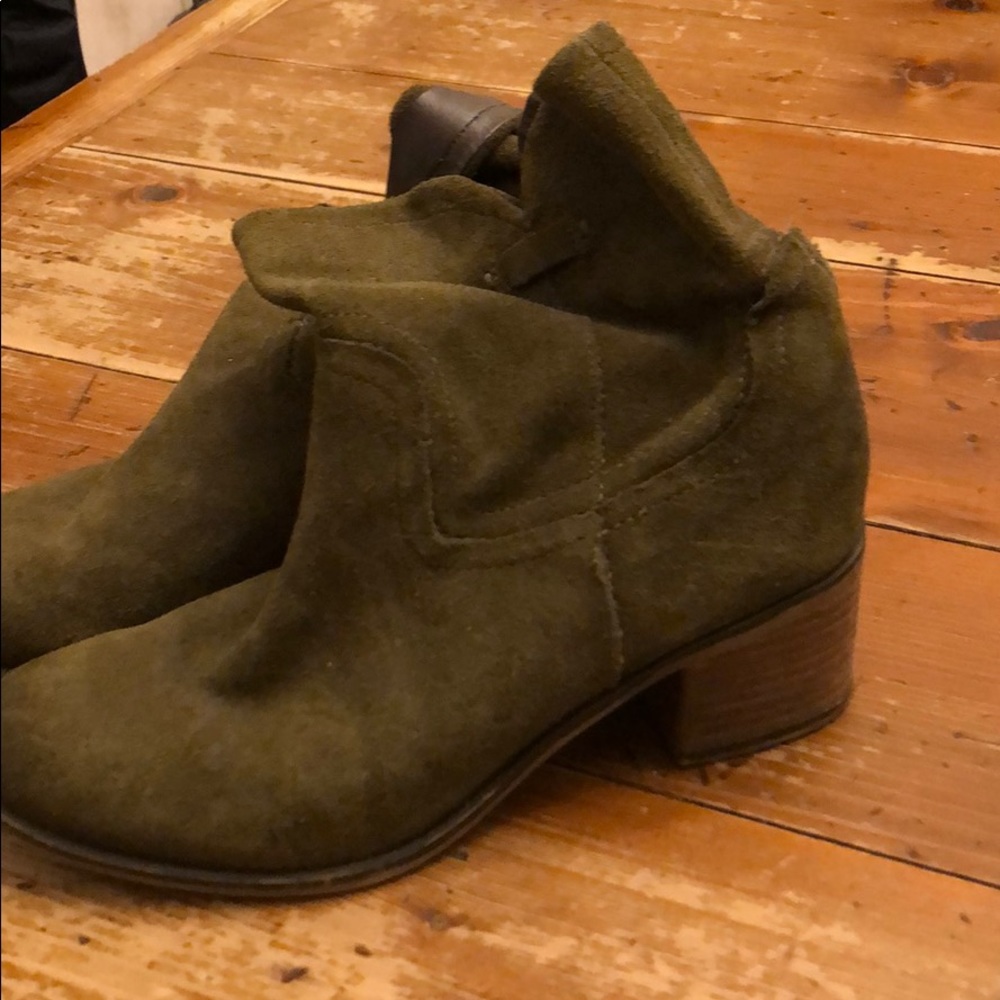 Dark Green Suede booties